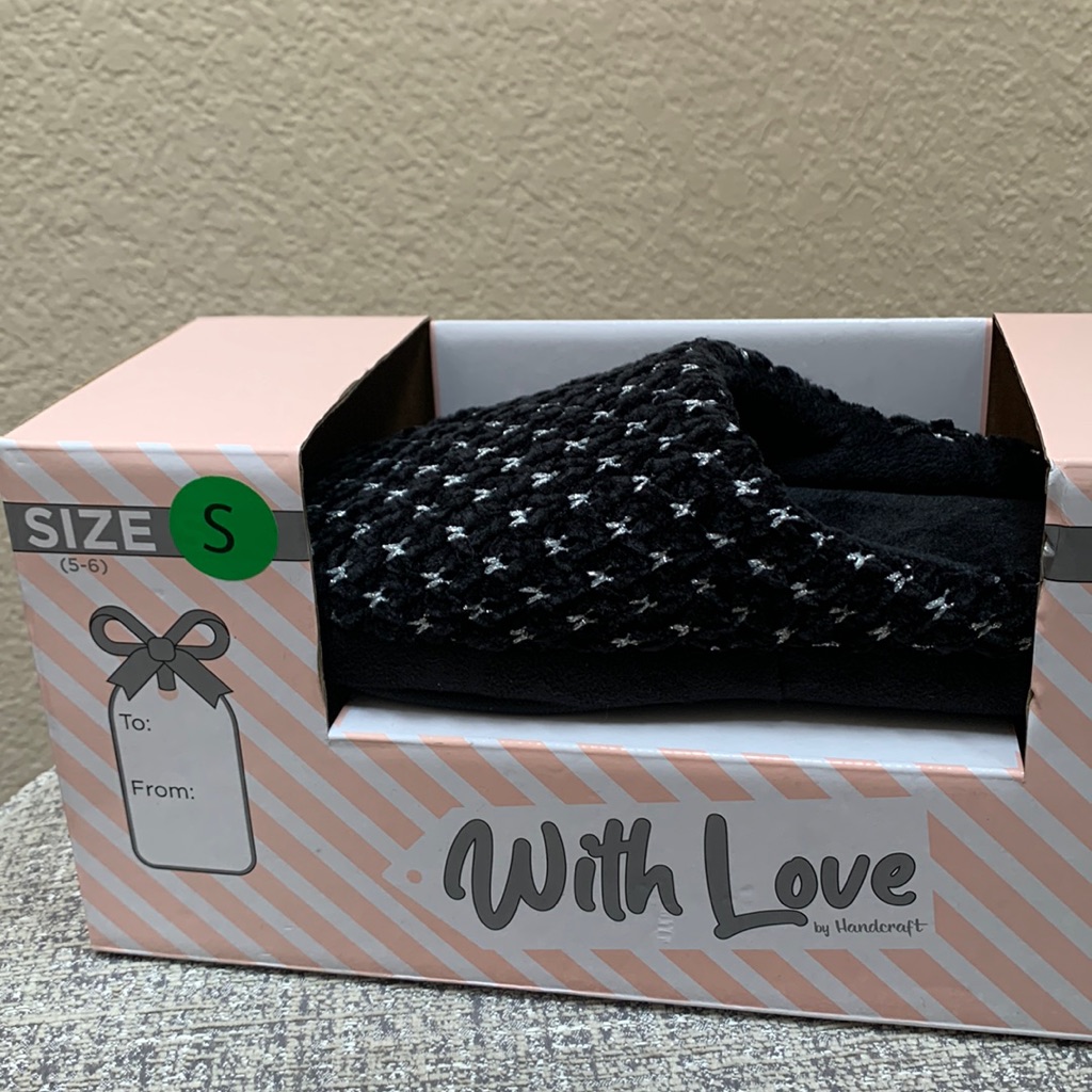 New..Woman’s Slippers..